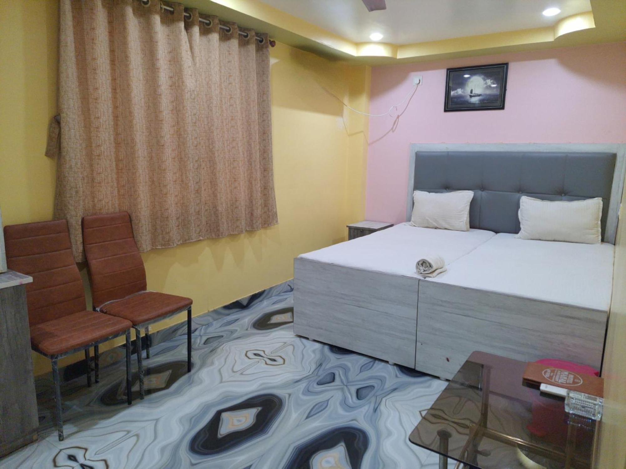 Hotel Mahal & Restaurant Kalyani Екстер'єр фото