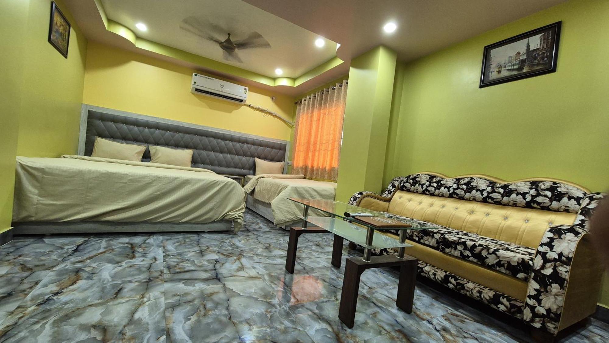Hotel Mahal & Restaurant Kalyani Екстер'єр фото